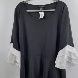 Ashley Stewart white ruffle sleeve black blouse NWT Size 22/24